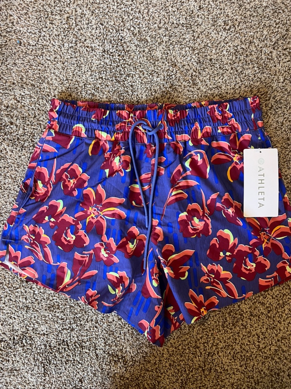 Athleta Crossroads Short NWT